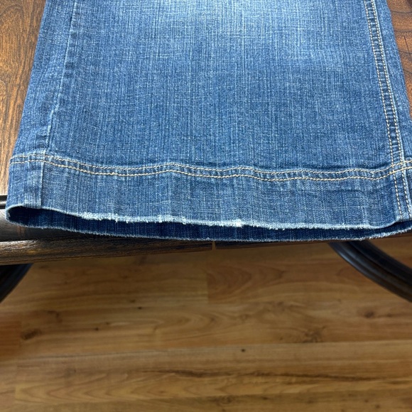 Classic Wide-Leg Women’s short Jeans - Dark Blue - Picture 9 of 9